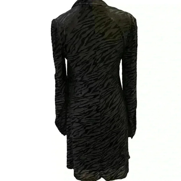 Calvin Klein Black Velvet Leopard Print Burnout Long Sleeve Dress Size 4 Stretch - Picture 4 of 8